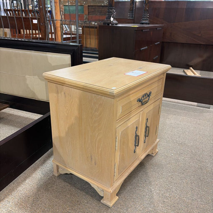 2-Door LW Nightstand(TI)