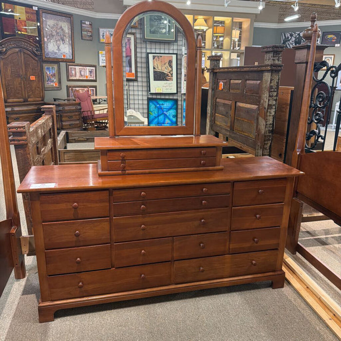 Multi-Drawer Stanley Dresser/Mirror(LSH)