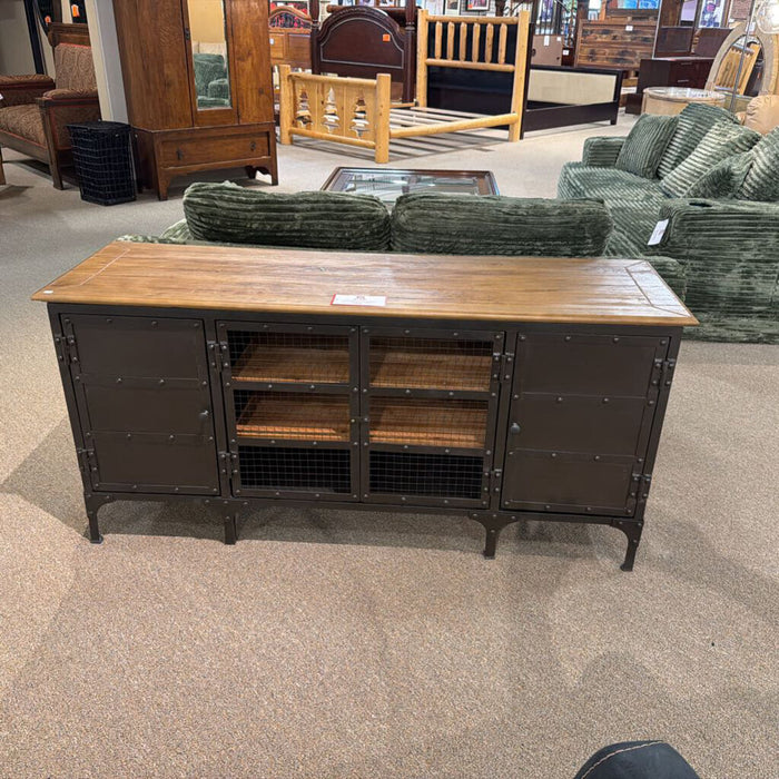 Two-Tone DW Entertainment Center(MKH)