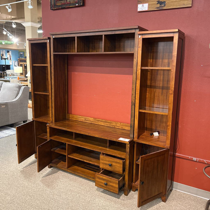 4PC DW Entertainment Center(LSH)