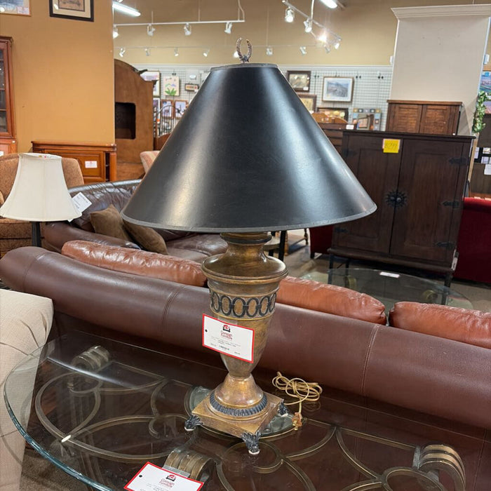 Tan/Black Table Lamp(AT)
