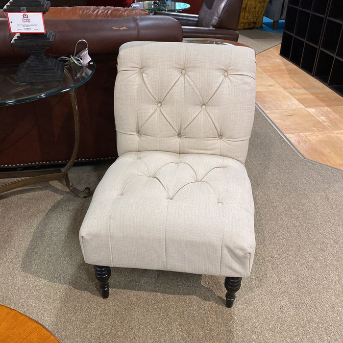 Tufted Tan Armless Chair(BHI)