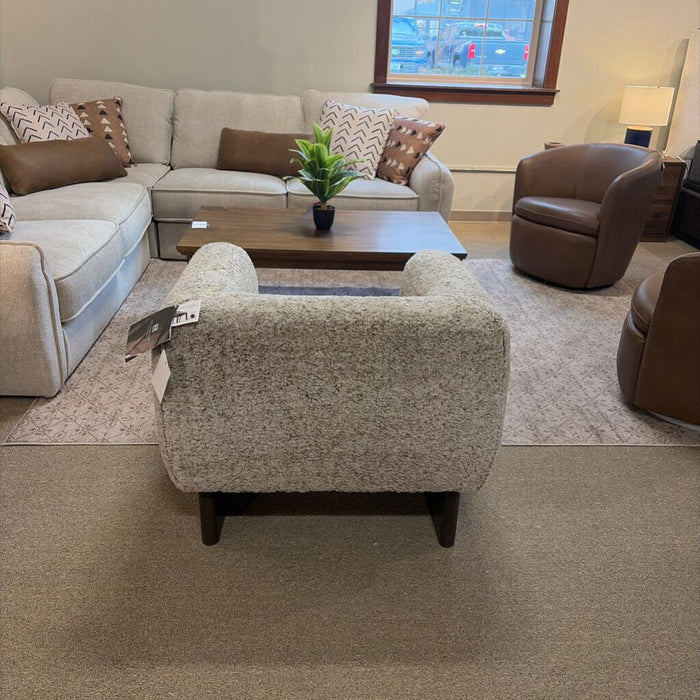 Olethea Accent Chair (MKH) (A3000808)
