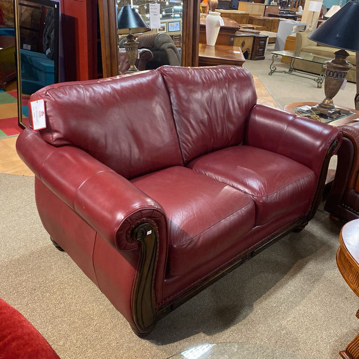 Red Leather DW Accented Loveseat(BTK)