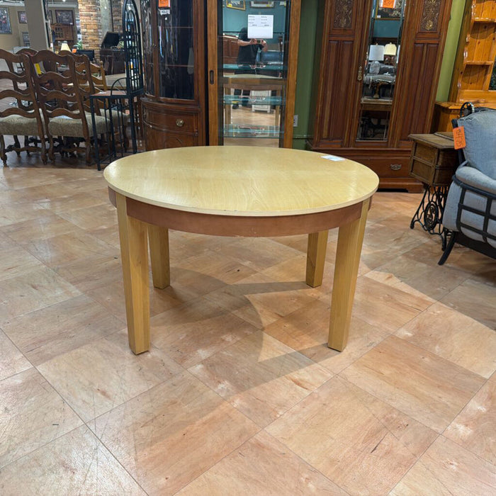 Round Oak DR Table(BTK)