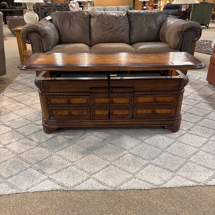 DW AICO Napa Valley Storage/Lifttop CT(BTK)