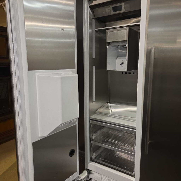 Thermador Fridge/Freezer Combo(LSHH)