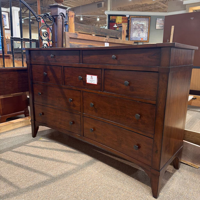 Hooker 9-Drawer Long Dresser(BBBH)