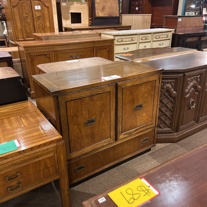 2-Door 1-Drawer Oriental Cabinet(LSH)