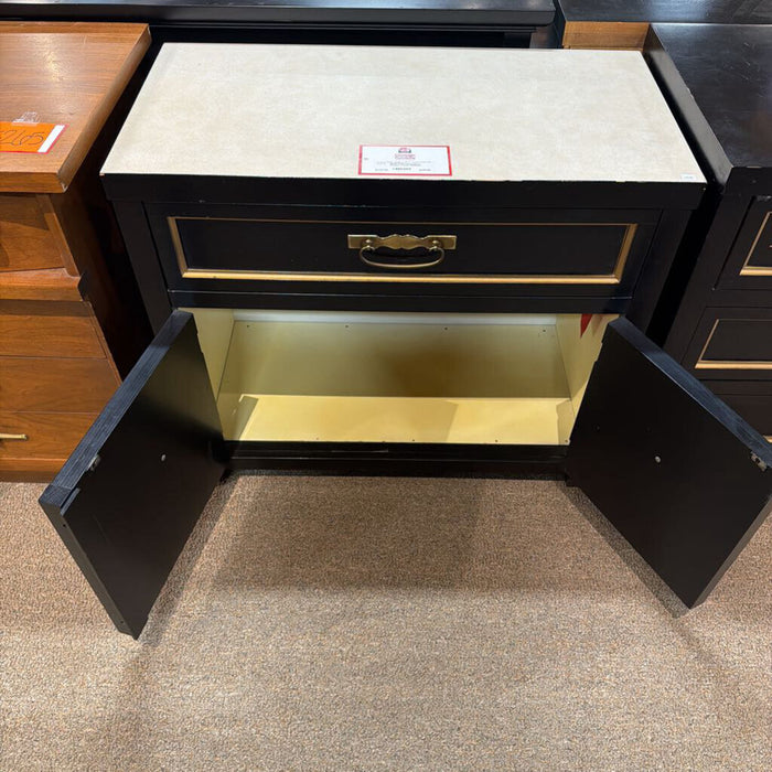 Two-Tone 1-Drawer 2-Door NS(BAH)
