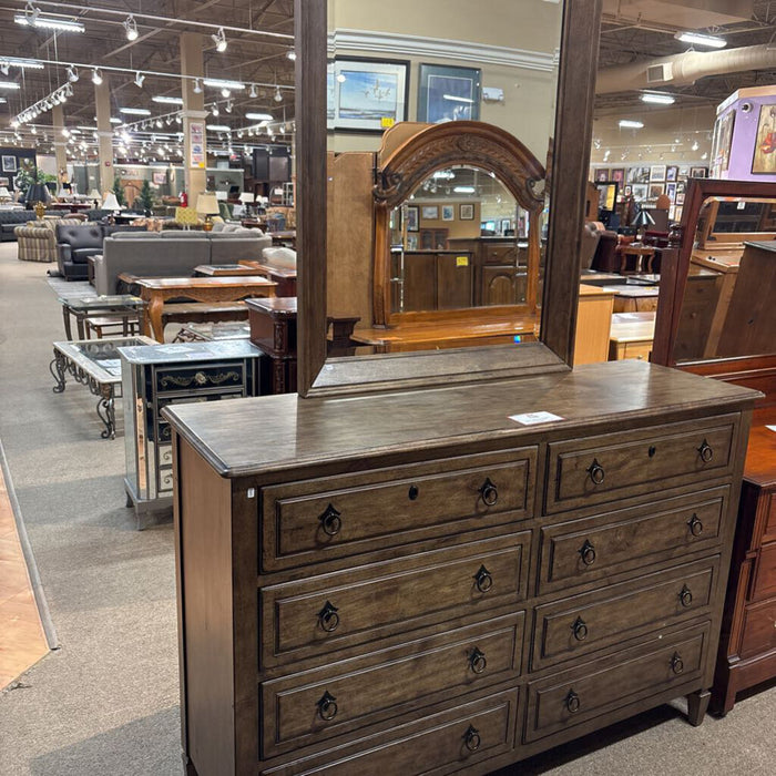 8-Drawer Kincaid Dresser w/Mirror(BLLK)