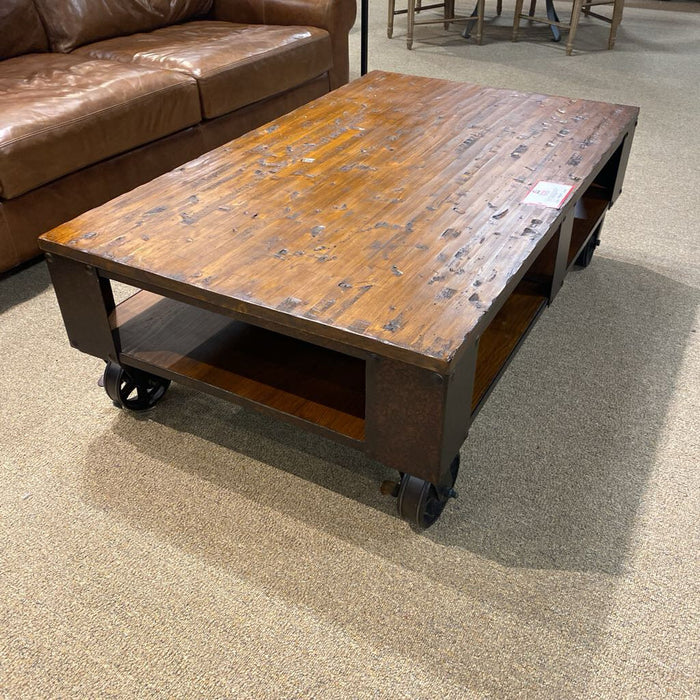Brown Rustic Coffee Table(LSH)