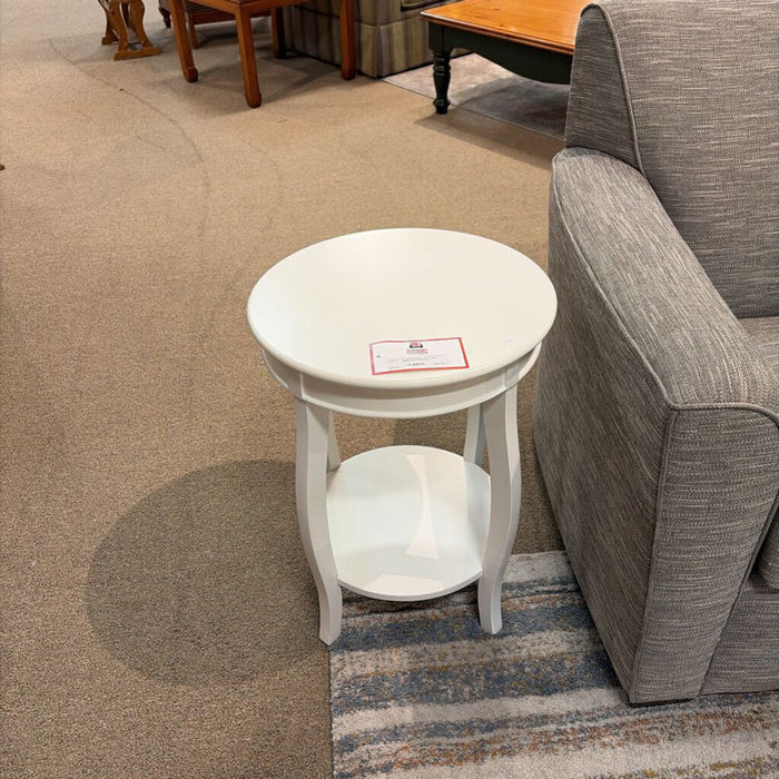 Round 2-Tier White End Table(AT)