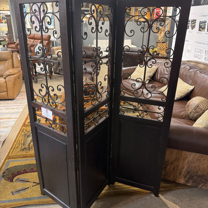 Rustic Tri-Fold Room Divider(BHA)