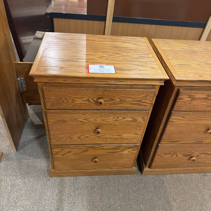 Tall Oak 3-Drawer Nightstand(KL)