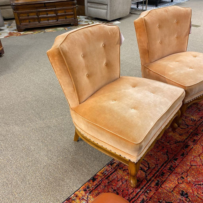 Antique Pink/Red Armless Chair(SK)