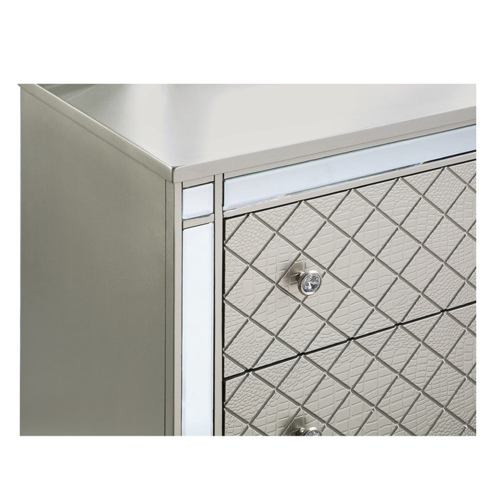 5 Drawer Bedroom Chest With Diamond Patterned Fronts - Silver