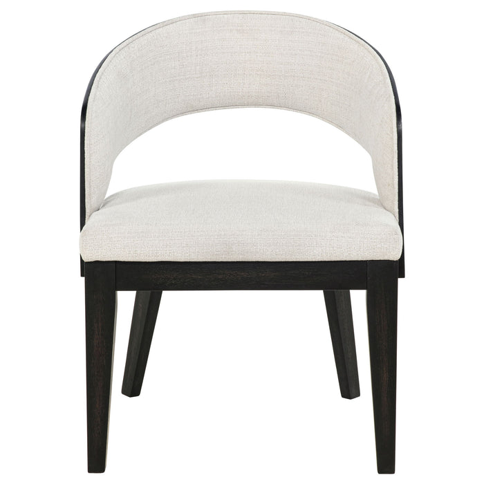 Bangor - Round Dining Table Set With Arm Chairs