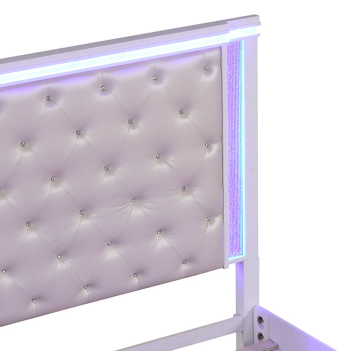 Opium - King Size Tufted Bed - White