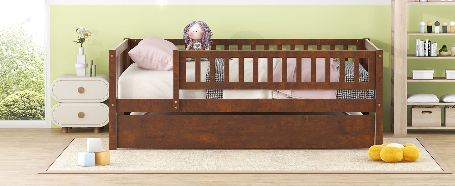 Multi Functional Wooden Daybed