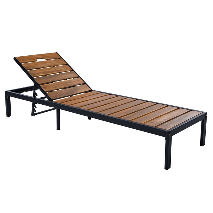 Outdoor Chaise With Adjustable Backrest