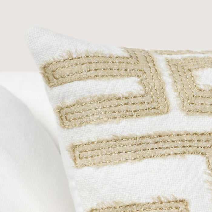 Mateo - 22" x 22" Pillow - Metallic Gold / Ivory