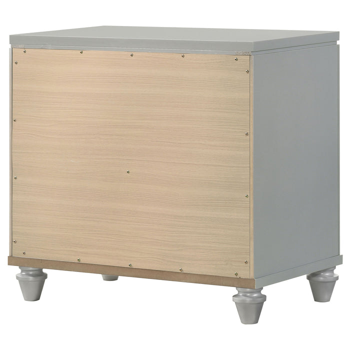 Delacroix - 2 Drawer Nightstand With Felt Lined Top Drawer - Silver