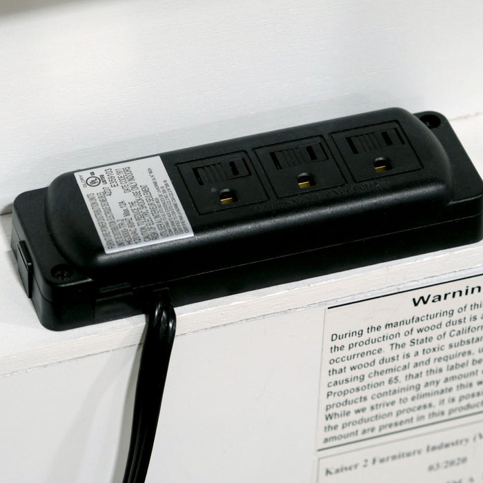 Stoney Creek - 3 Drawer Nightstand - White