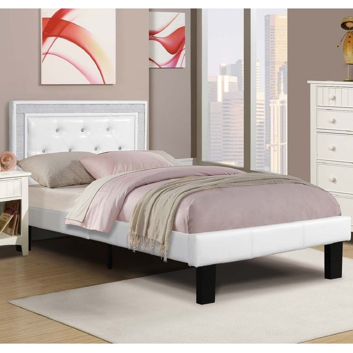 Glamours Style Bed With Diamond Tufted Padded Headboard