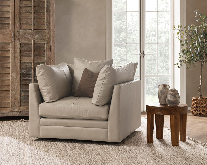 Audrey - Swivel Chair