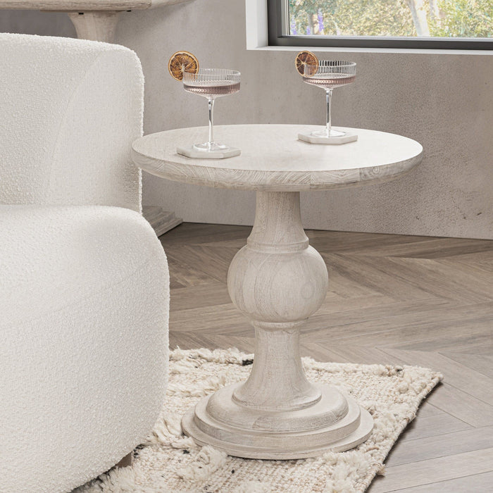 Hera - Round Table
