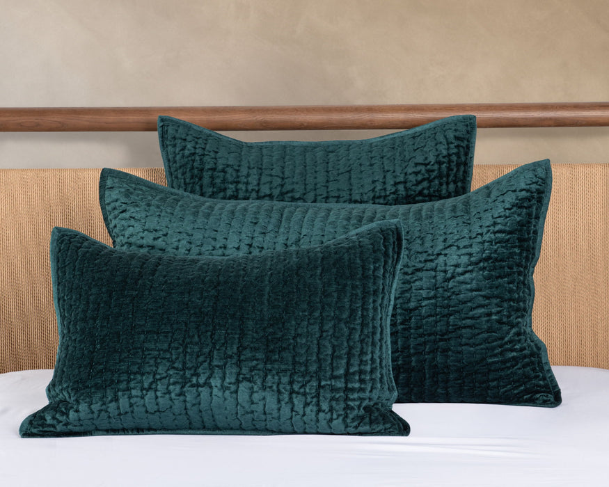 Bari - Velvet Quilt Collection