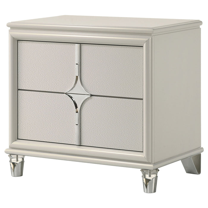 Gwendolyn - 2 Drawer Nightstand - White
