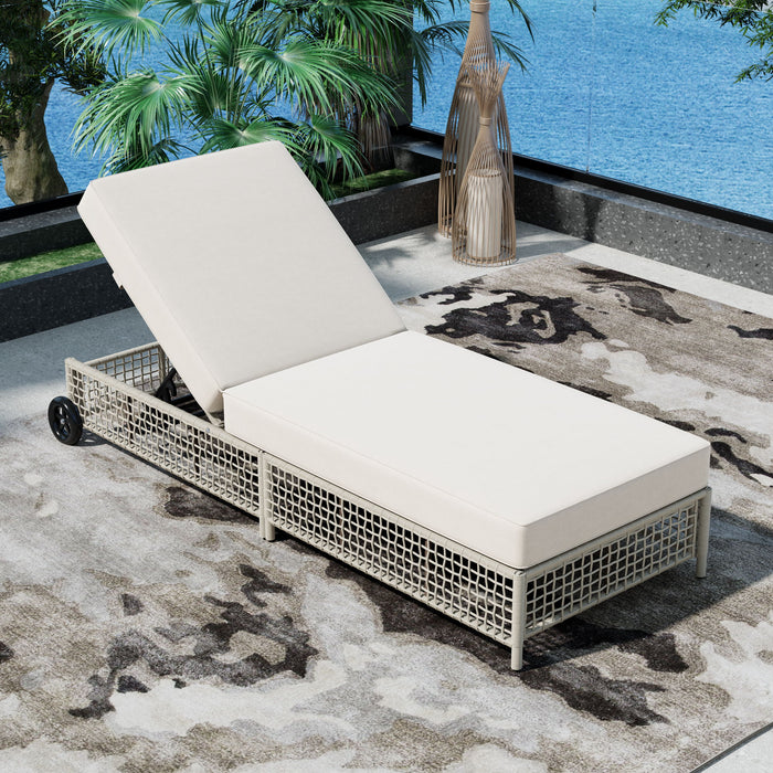 Outdoor Lounge Chair With 5 Position Backrest With Cushion And Wheels
