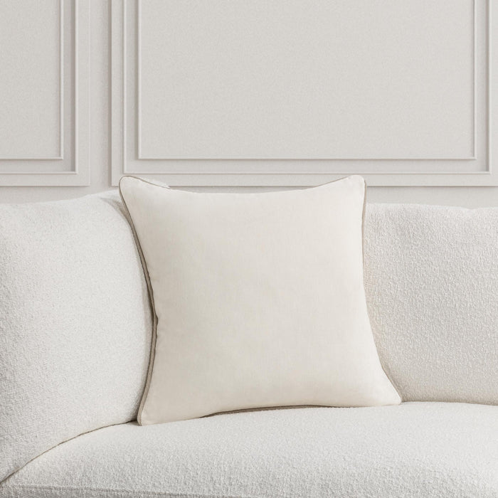 Heirloom Velvet - SLD Pillow - Ivory