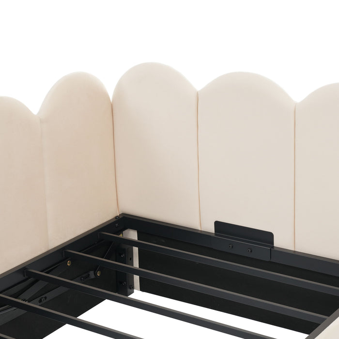 Upholstered Daybed With Hydraulic Storage