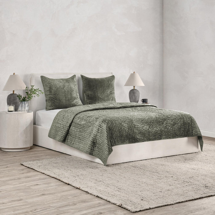 Bari - Velvet Quilt - Sage