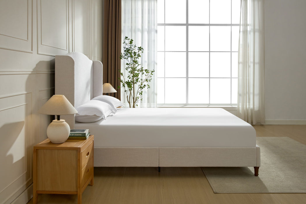 Hannah - Upholstered Wingback Bed Size / Tall Headboard Upholstered King Bed / Premium Textured Look / Minimalist Designs / No Box Spring Needed