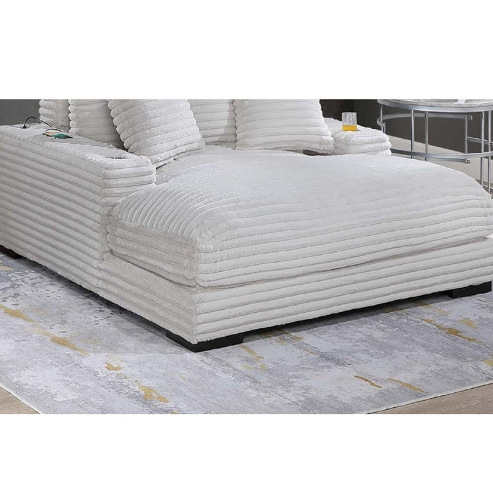 Chaise Lounge With 2 Cup Holders And USB Ports