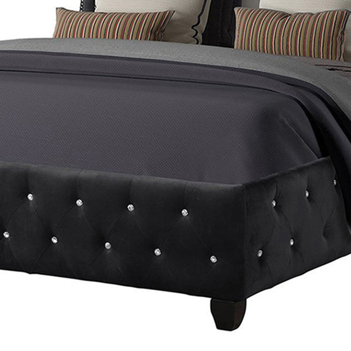 Sophia - Crystal Tufted Upholstered Bed