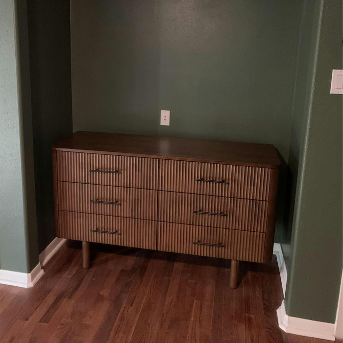 Logan - Dresser With 6 Drawers - Brown