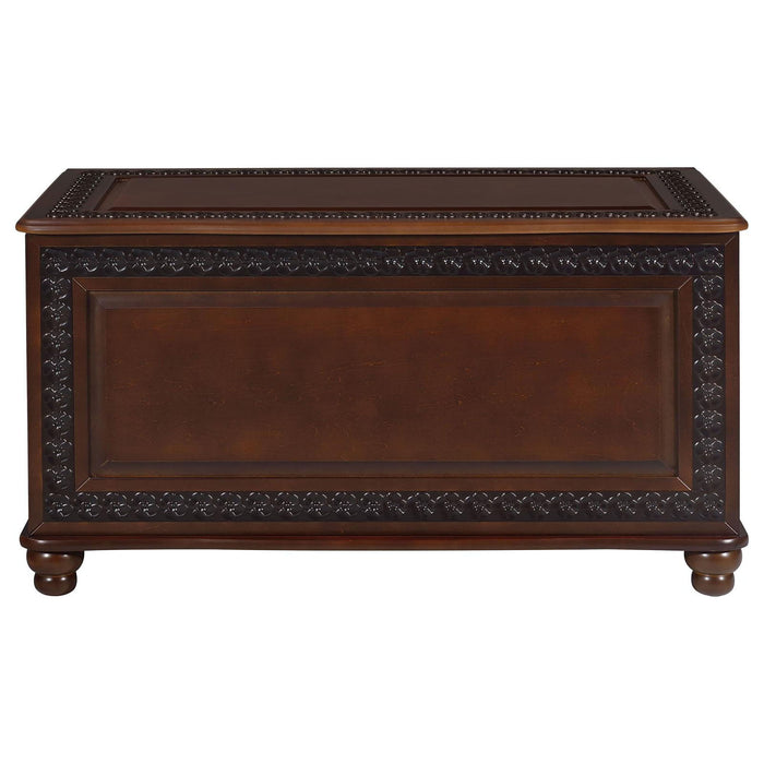Ornate - Deep Flip Open Storage Cedar Chest With Cedar Lining - Brown