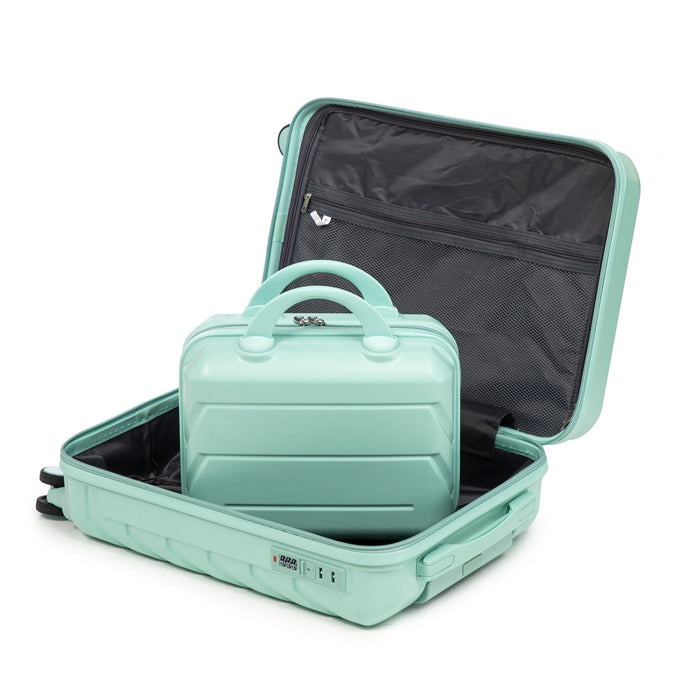 Spinner Luggage Set With Combination Lock
