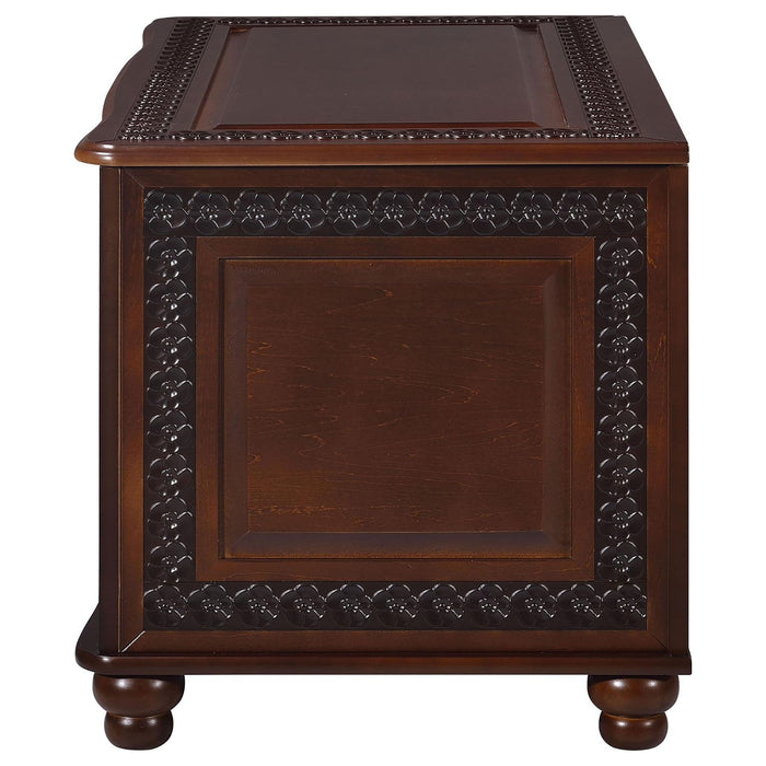 Ornate - Deep Flip Open Storage Cedar Chest With Cedar Lining - Brown