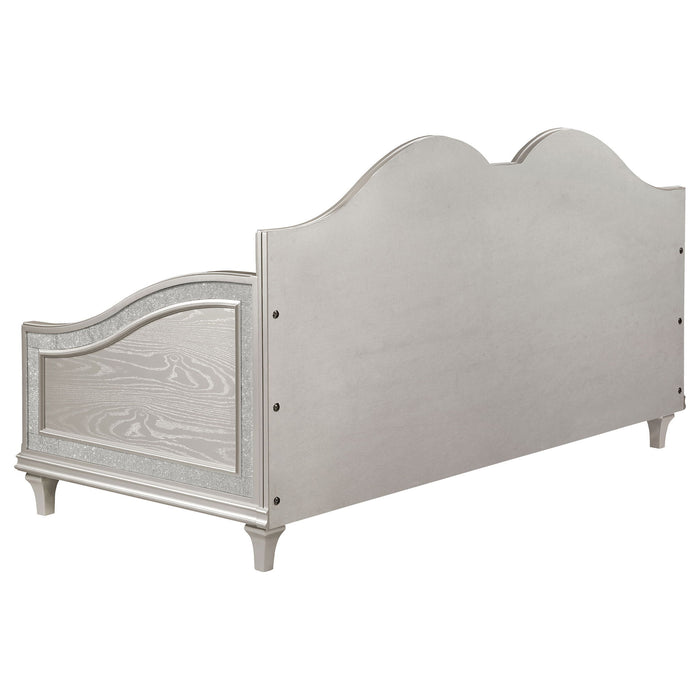 Aurelia - Twin Daybed With Trim Upholstery - Oak