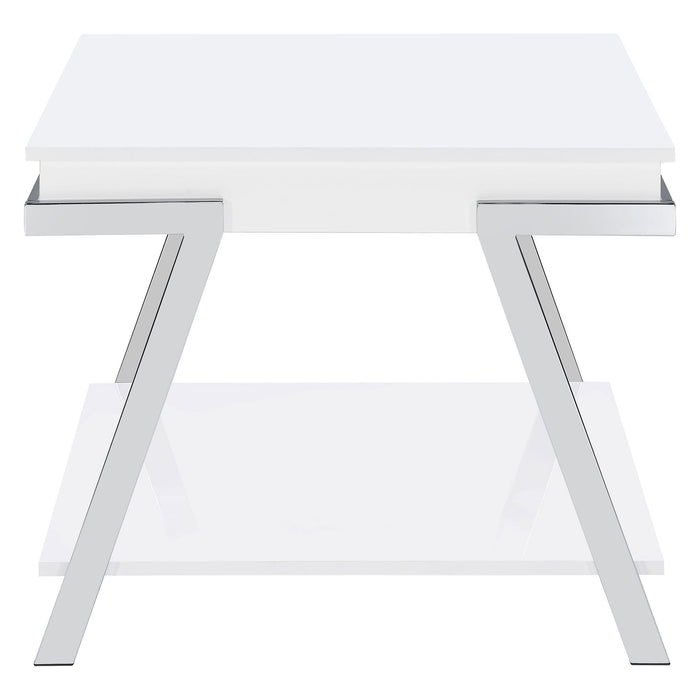 Briana - Table