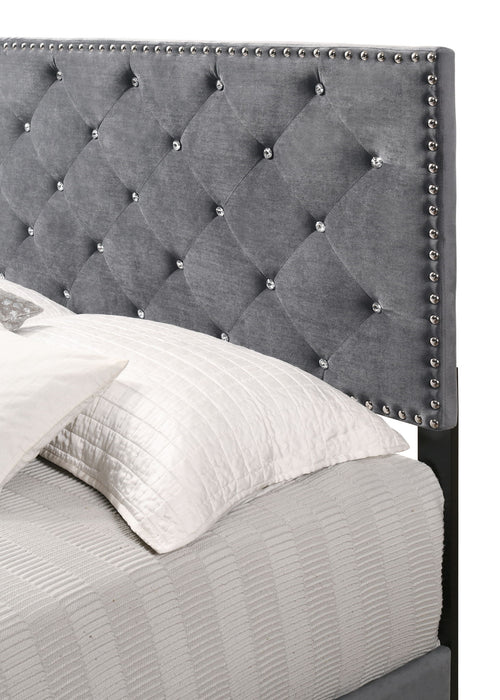 Luxurious Upholstered Bed