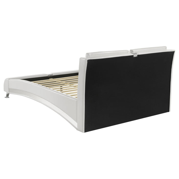 Caledonia - Sleigh Bed With Curved Headboard