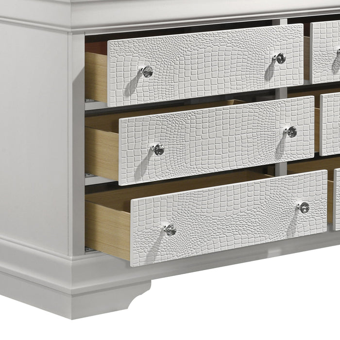 Blaze - Modern 6 Drawer Dresser
