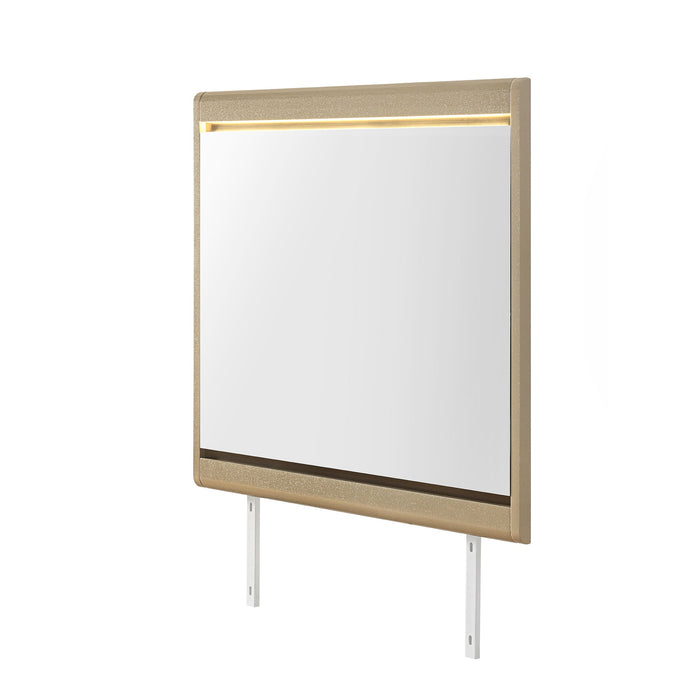 Gigi - Mirror With LED Lights, Large Scale Design For Dressers - Gold